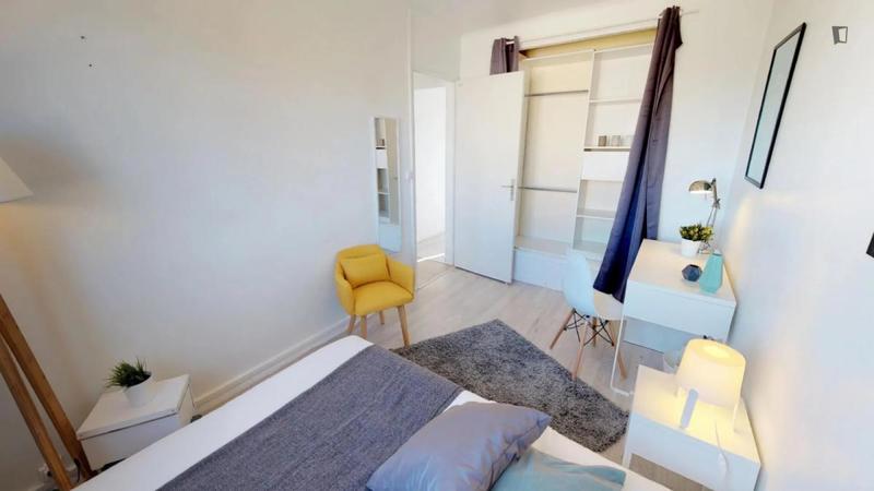 Chambre - 10 m² - 4 pièces