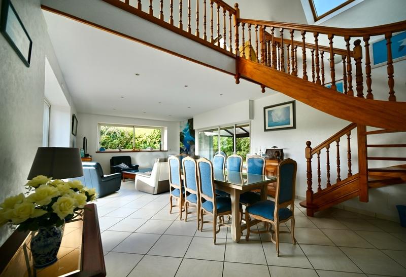 Maison en pierre - 175 m² - 10 pièces