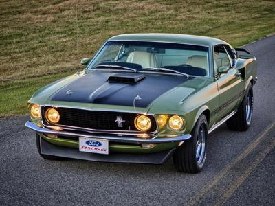 Ford Mustang fastback mach1 code R