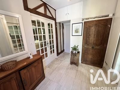 Maison - 178 m² - 7 pièces