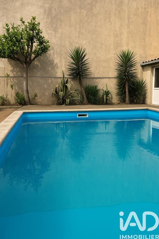 Maison de ville - 240 m² - 6 pièces