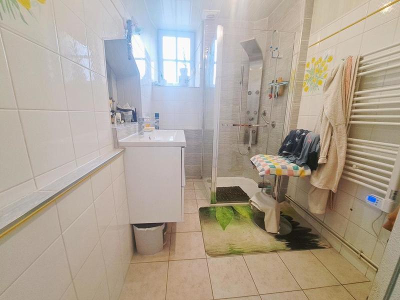 Maison - 143 m² - 7 pièces