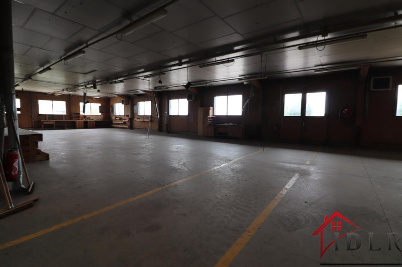 Local d'activités - 22 000 m²