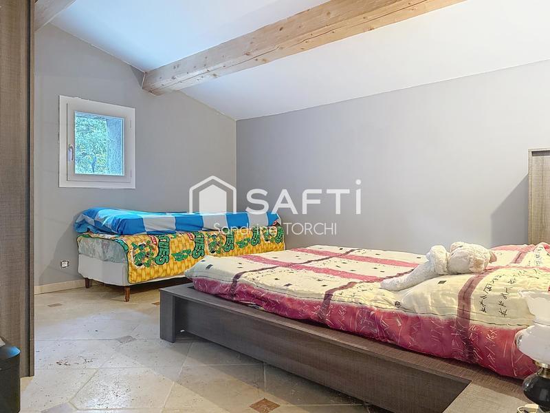 Maison - 170 m² - 6 pièces