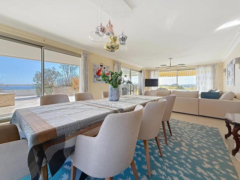 Appartement - 132 m² - 4 pièces