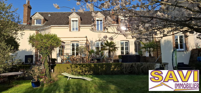 Maison ancienne - 210 m² - 9 pièces