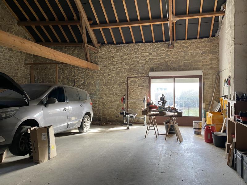 Maison - 210 m² - 7 pièces