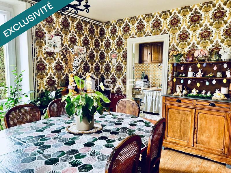 Maison - 96 m² - 5 pièces