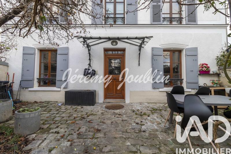 Maison de ville - 120 m² - 7 pièces