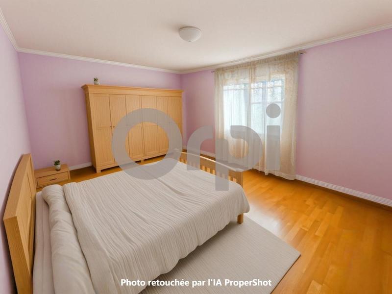 Maison - 241 m² - 6 pièces