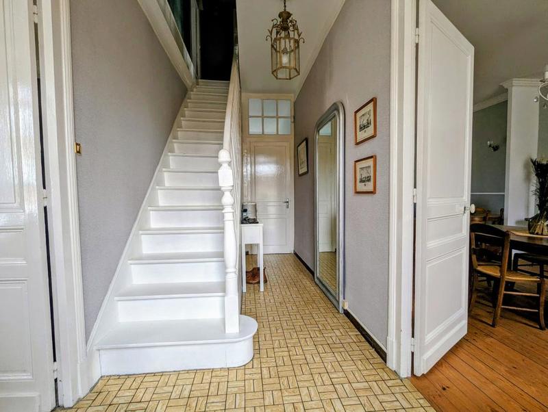 Maison - 160 m² - 7 pièces