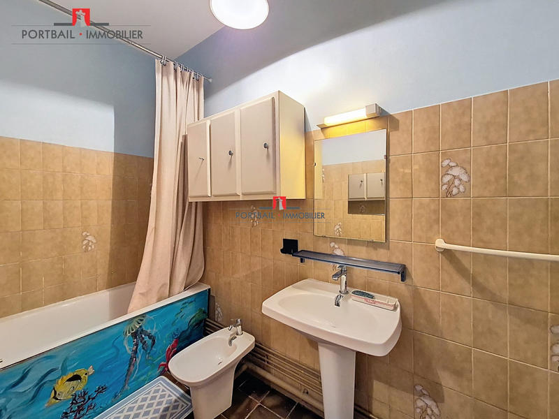 Maison - 134 m² - 8 pièces