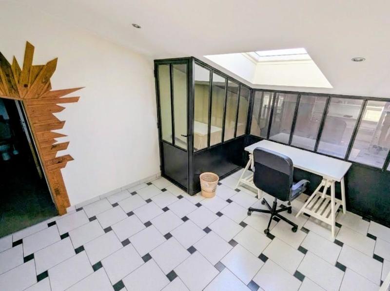 Villa - 200 m² - 7 pièces