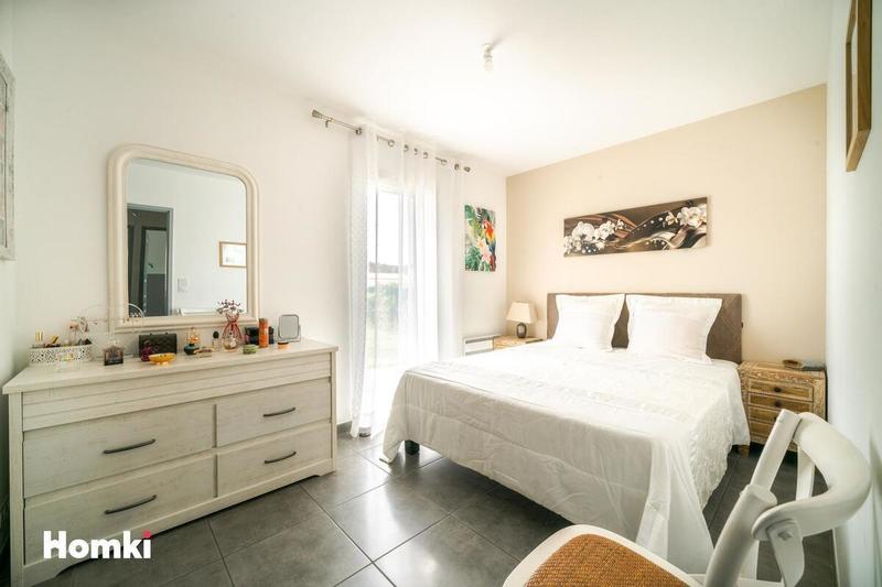 Maison - 96 m² - 5 pièces