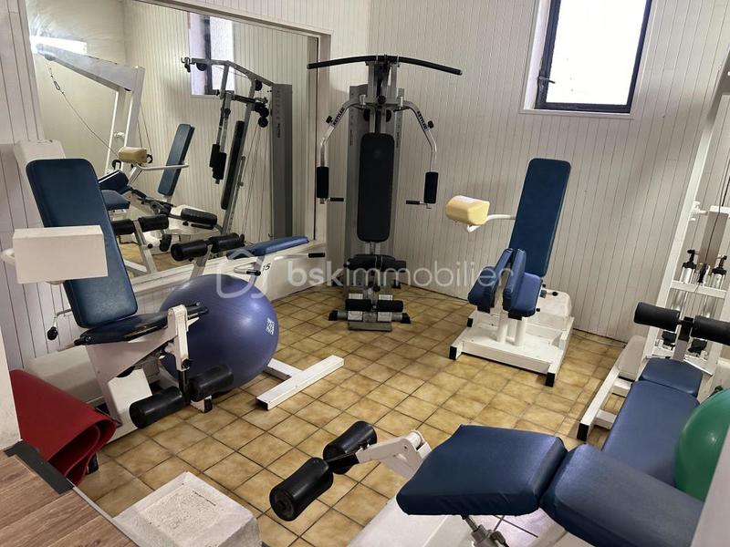 Bureau - 219 m² - 10 pièces