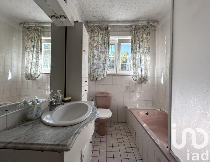 Maison - 127 m² - 7 pièces