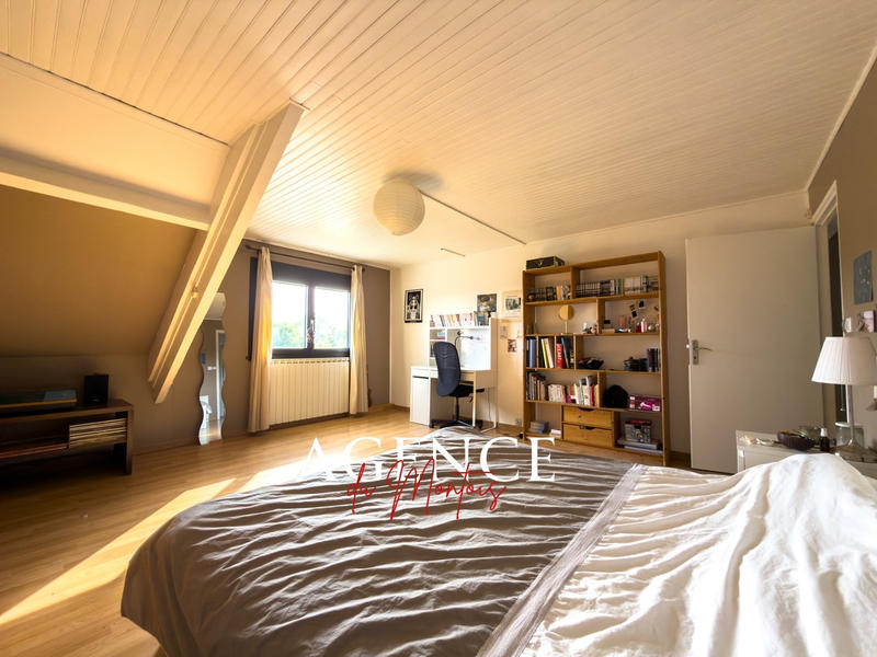 Maison - 165 m² - 5 pièces