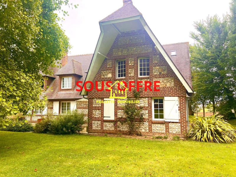 Maison - 250 m² - 9 pièces