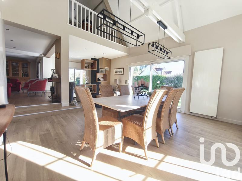 Maison - 339 m² - 7 pièces