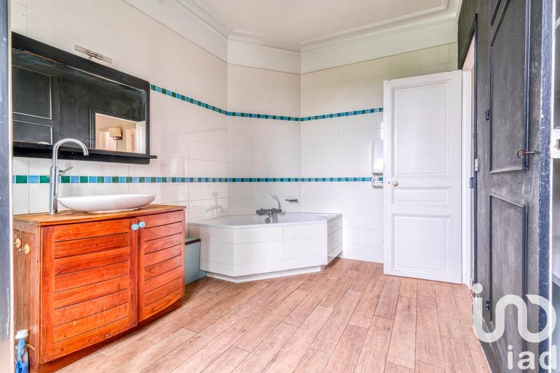 Maison - 165 m² - 6 pièces