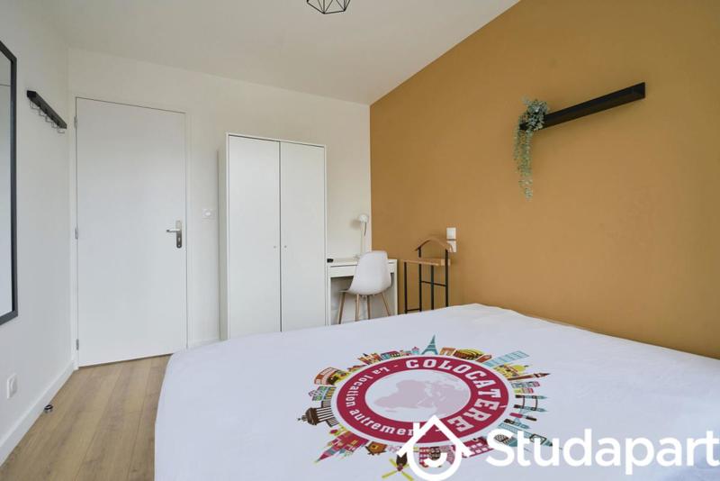 Chambre - 9 m² - 1 pièce