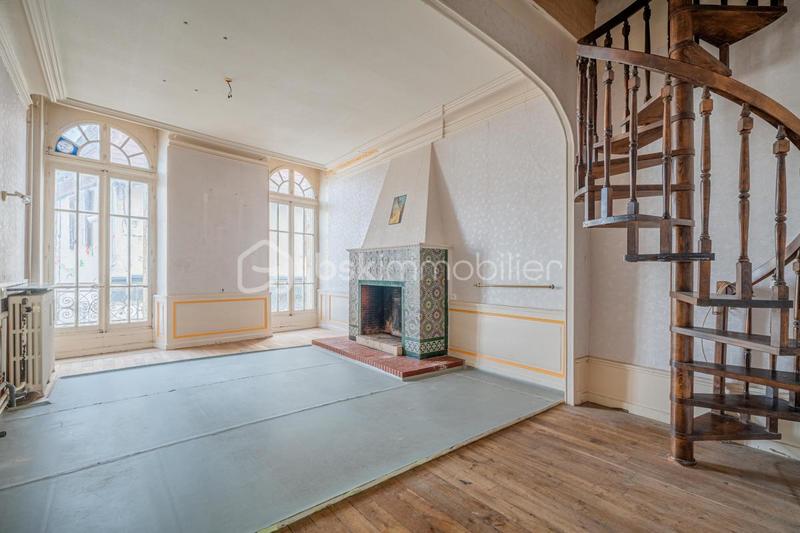 Duplex - 239 m² - 8 pièces