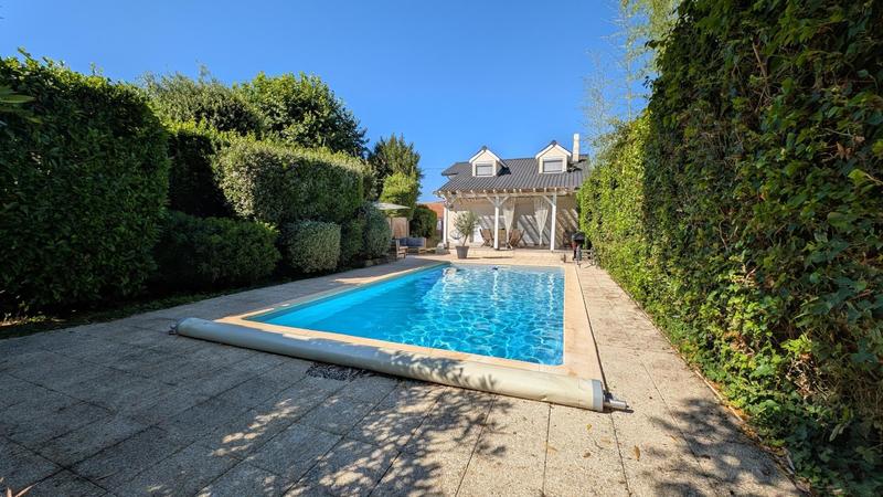 Maison - 187 m² - 5 pièces