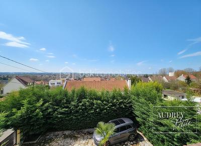 Maison - 148 m² - 7 pièces