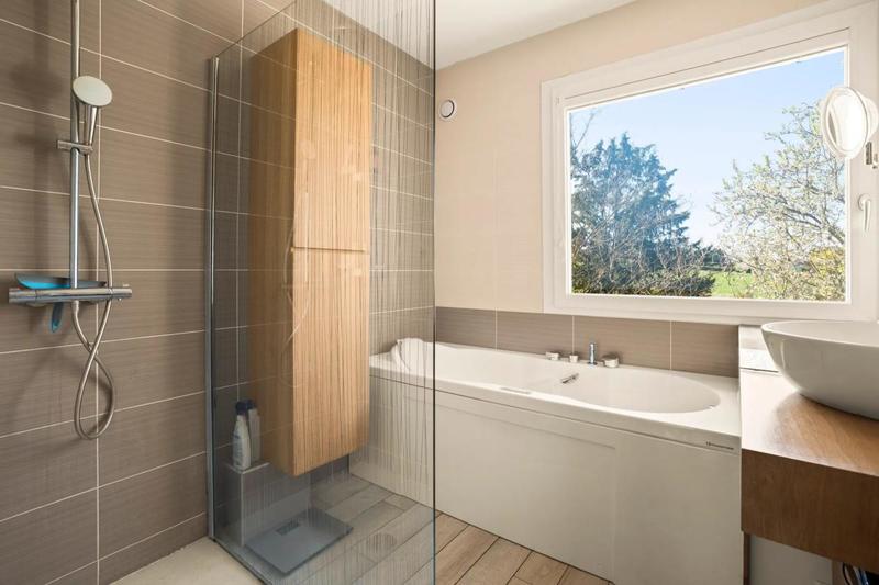 Maison - 145 m² - 6 pièces