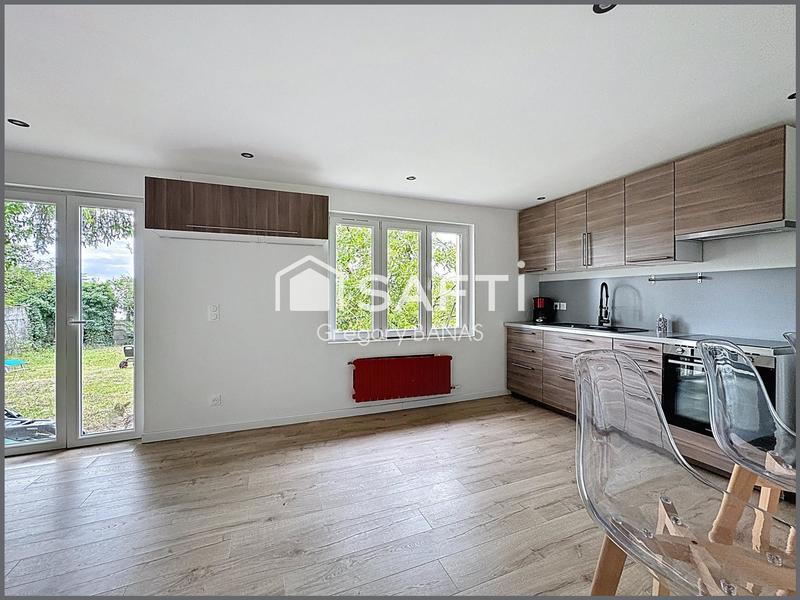 Maison - 100 m² - 3 pièces