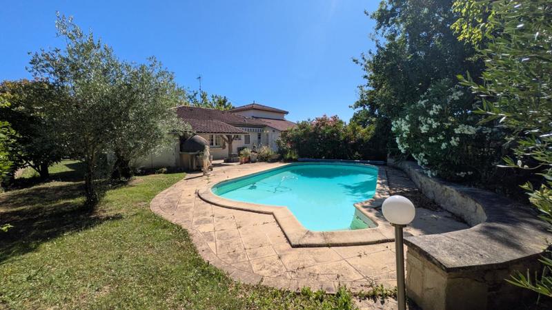 Maison - 148 m² - 7 pièces