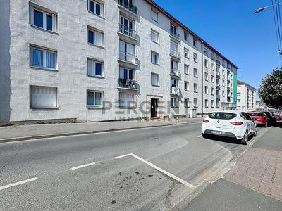 Appartement - 75 m² - 4 pièces