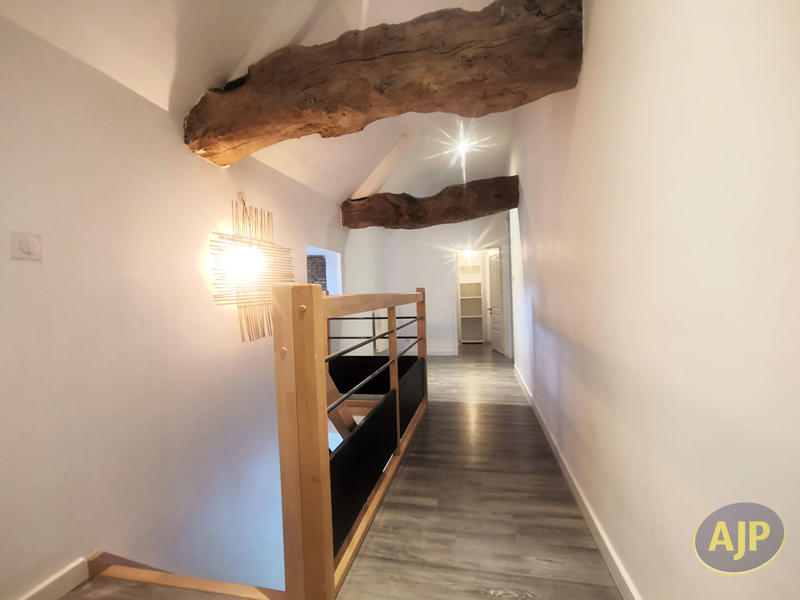 Maison - 153 m² - 5 pièces