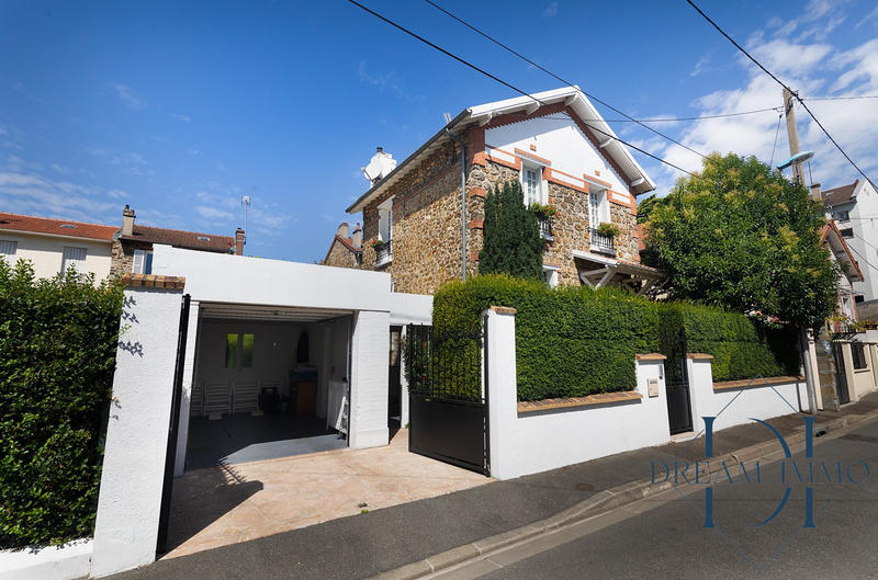 Maison - 76 m² - 4 pièces