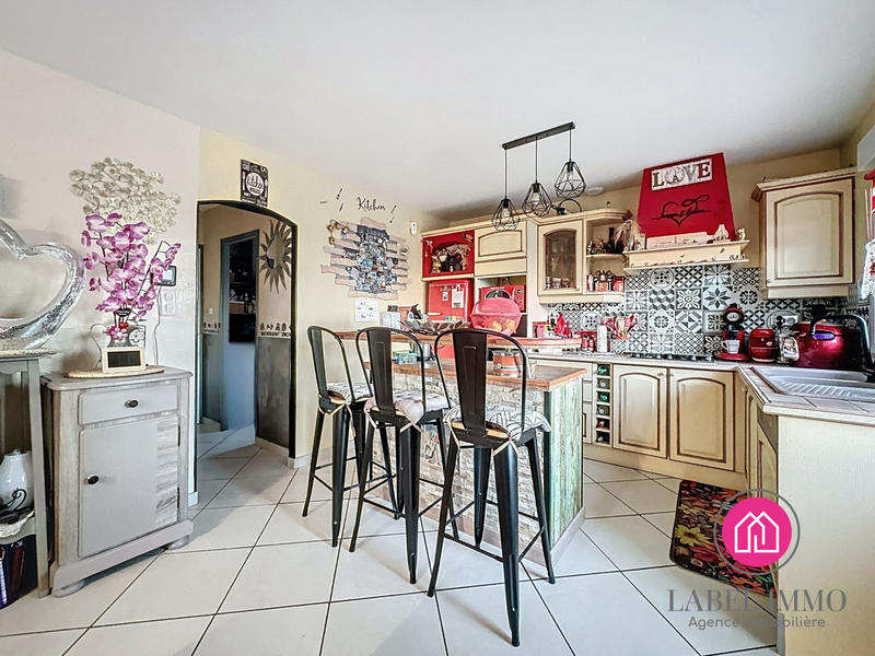 Maison - 102 m² - 5 pièces