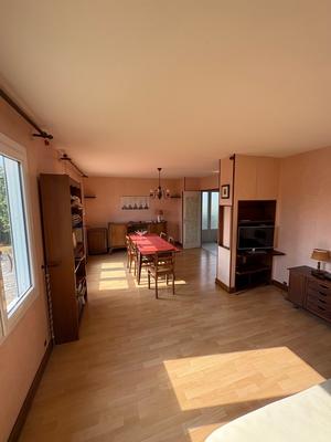 Maison - 83 m² - 4 pièces