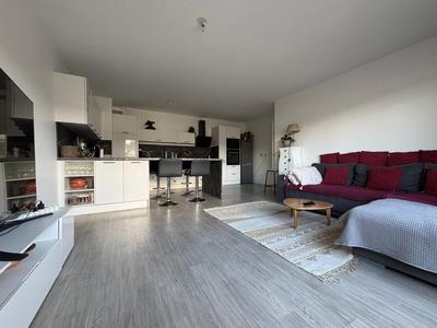 Appartement - 84 m² - 4 pièces