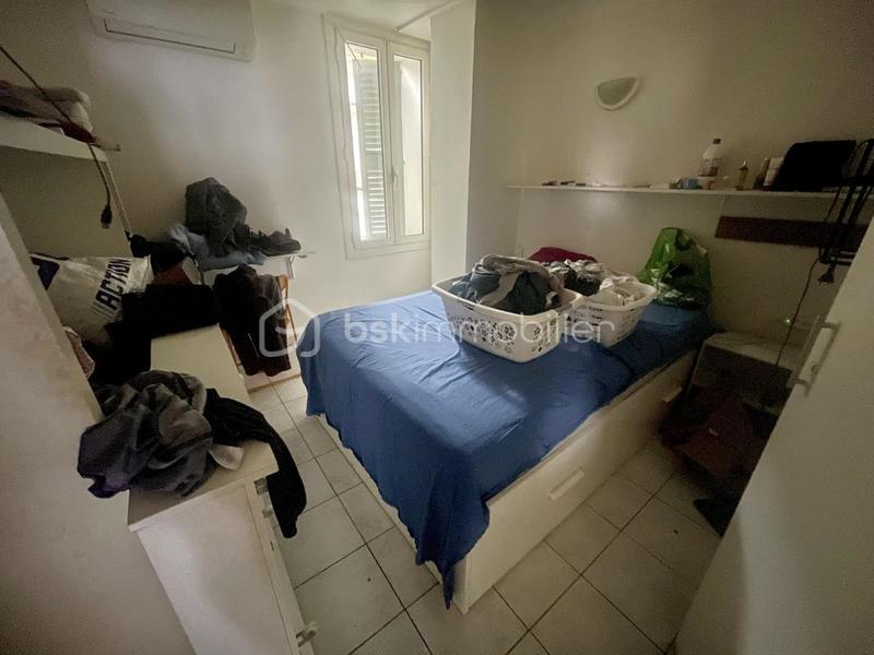 Appartement - 100 m² - 5 pièces