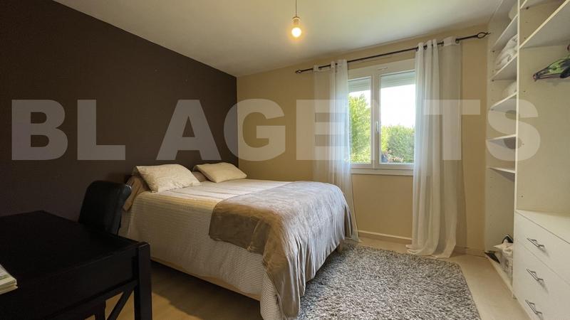 Maison - 144 m² - 8 pièces