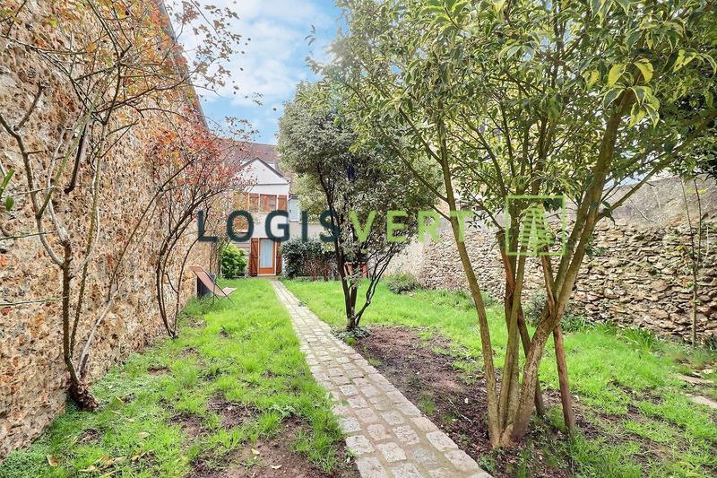 Maison - 87 m² - 5 pièces