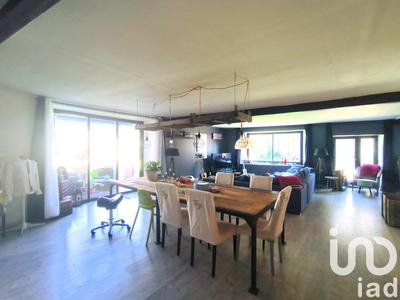 Maison - 326 m² - 9 pièces