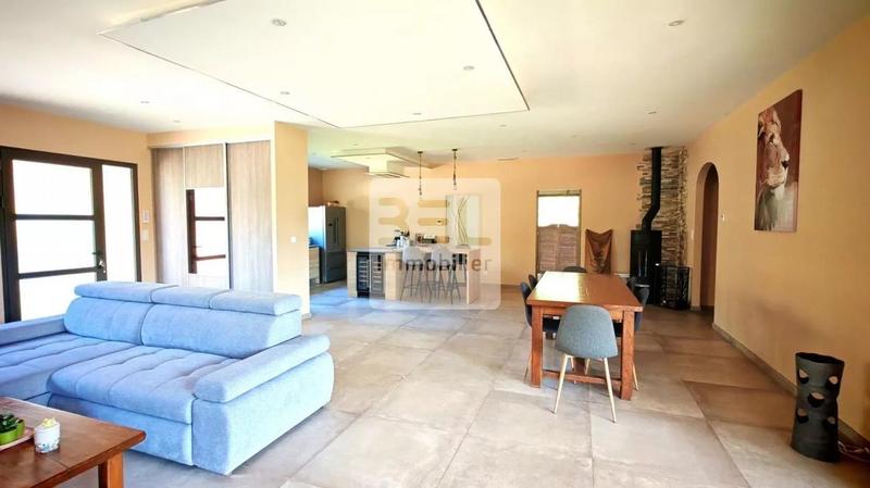 Villa - 148 m² - 5 pièces