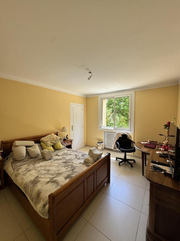 Maison ancienne - 259 m² - 6 pièces