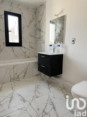 Maison - 83 m² - 4 pièces