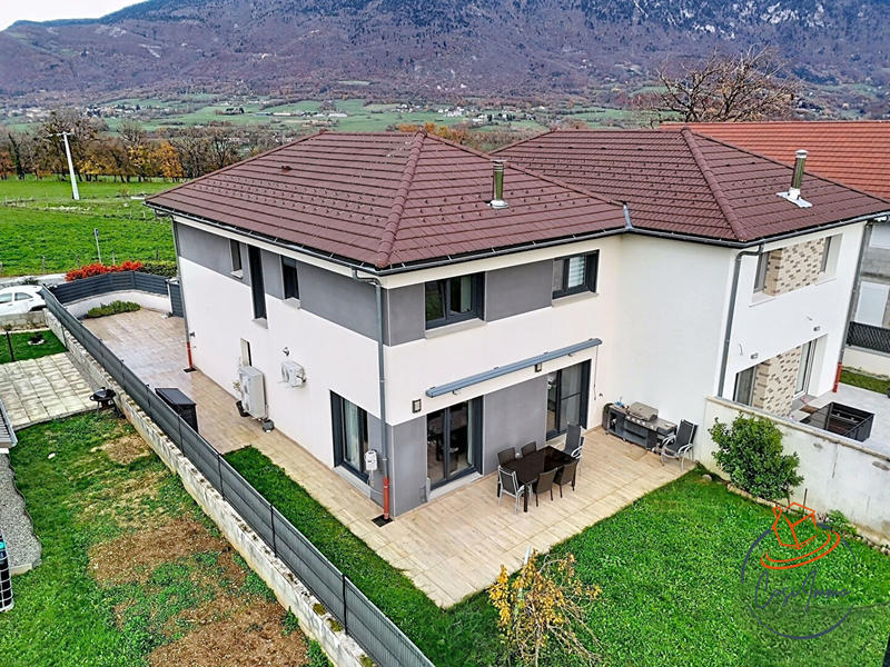 Maison - 170 m² - 6 pièces