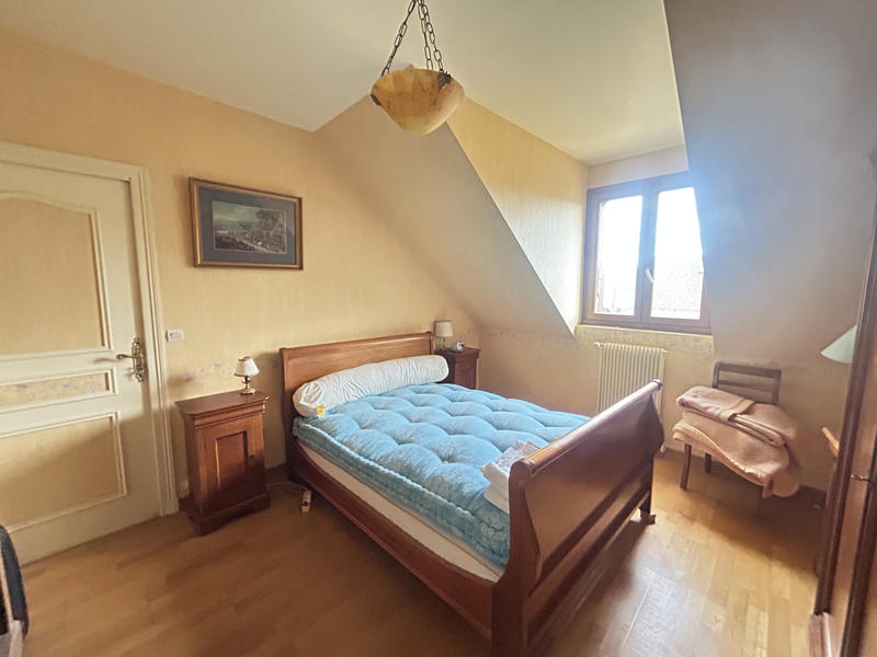 Maison - 122 m² - 6 pièces