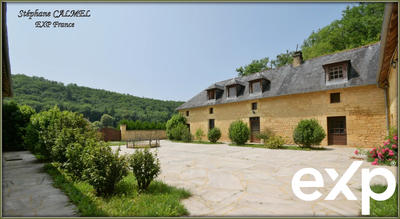 Maison - 289 m² - 7 pièces