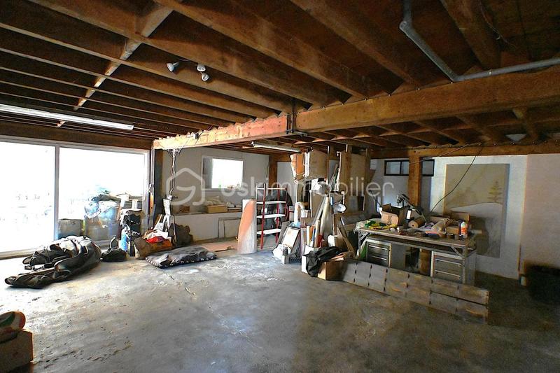 Loft - 167 m² - 4 pièces