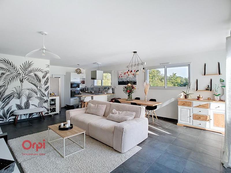 Maison - 103 m² - 5 pièces