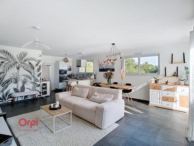 Maison - 103 m² - 5 pièces